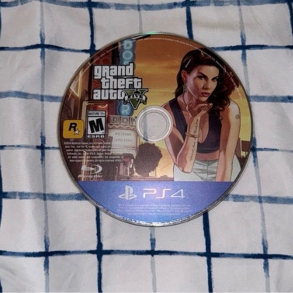 GTA PS4 gaming CD